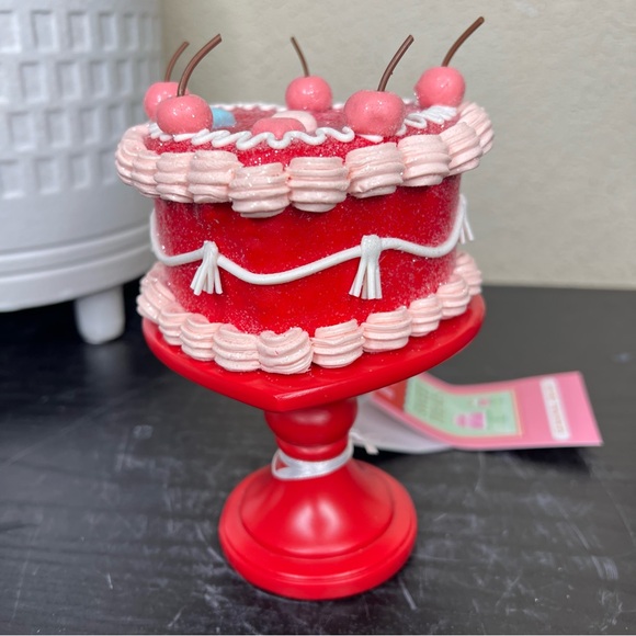 NEW Sweet Treats Valentines Heart Cake on Stands Decorations Set of 3 - Picture 10 of 14